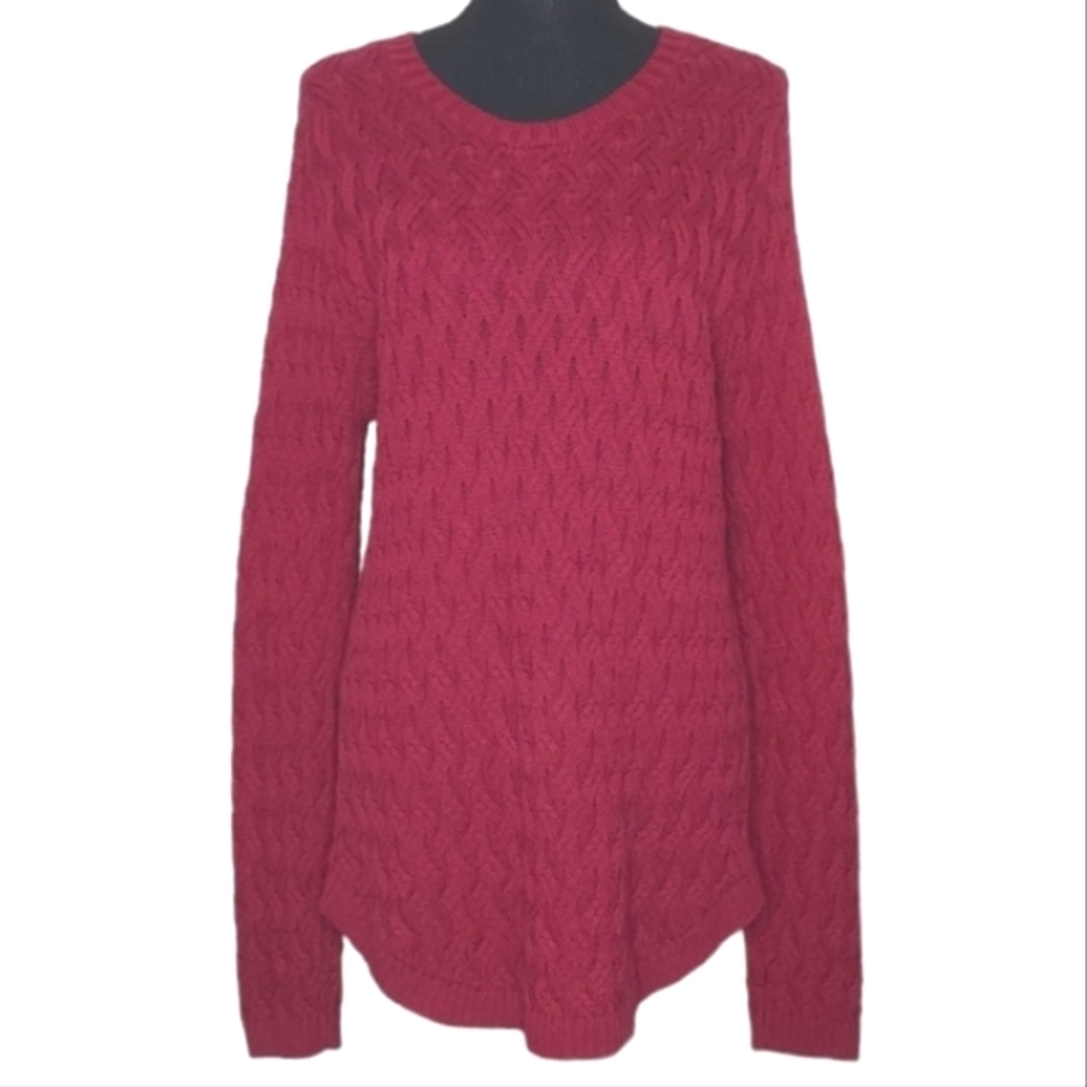 Jeanne Pierre Large Fisherman Cable Knit Crew Neck Round Hem Sweater